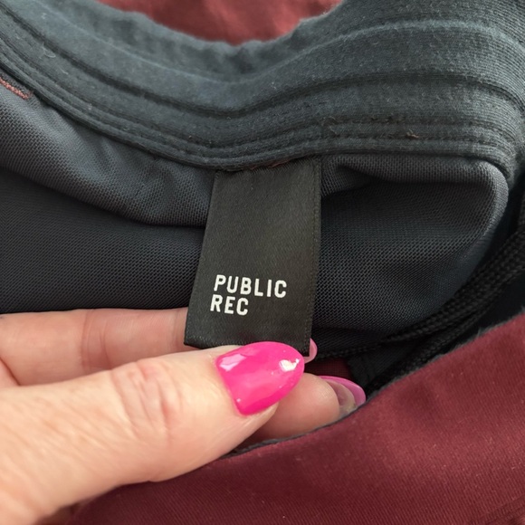 Public Rec Men's Flex Shorts 7"  Maroon size 36 Sporty Outdoor Swim  Athletic - Picture 4 of 5